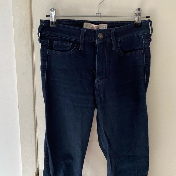 🔥2/$30🔥Hollister Highrise Jeans - Picture 4 of 7